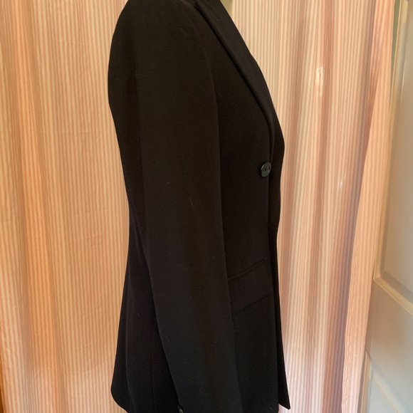 Women's Blazer - Picture 5 of 6